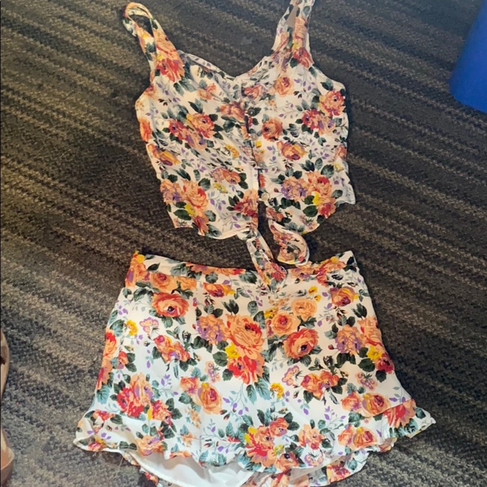 Two piece floral set